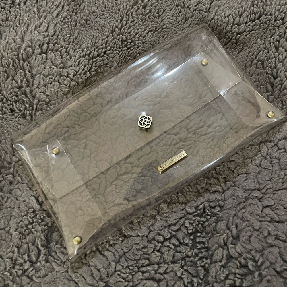 RARE Kendra Scott Clear Clutch